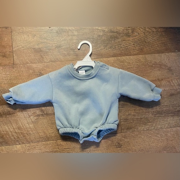 💕 2 for $10 NWOT No Brand Cotton Blend Baby Bubble Romper Size 0-3 Months - Picture 1 of 3